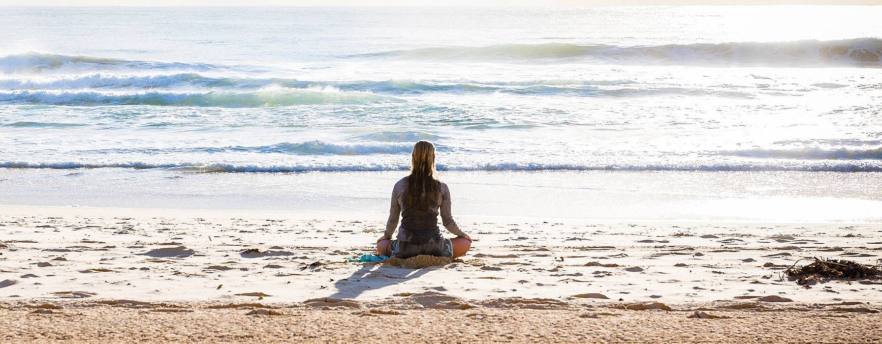 yoga devant la mer