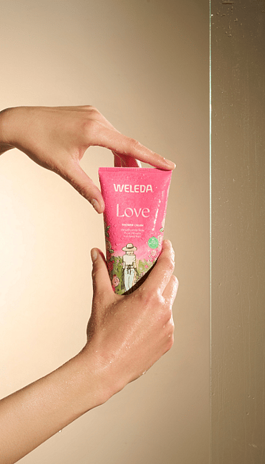 Love Crème de Douche Rose Délicate