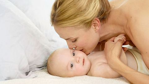 Les bons soins pour la peau douce de bébé